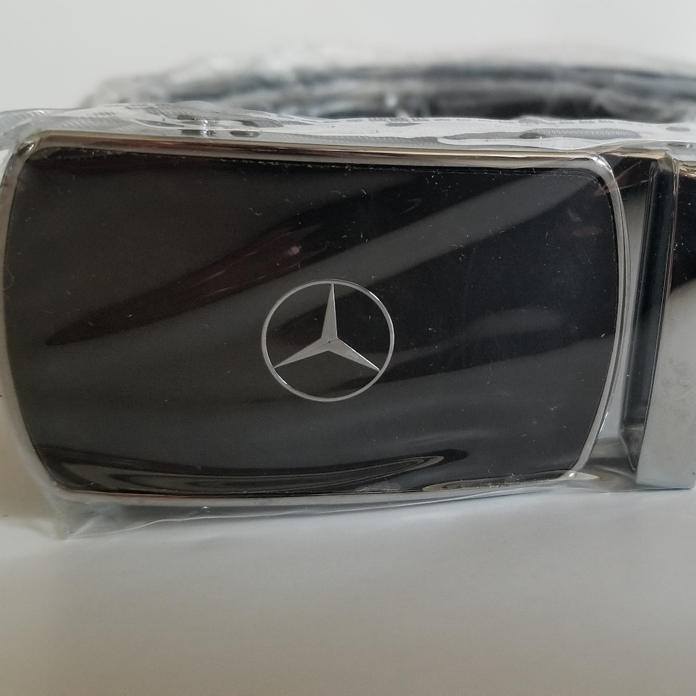 Brand New Mercedes Leather Belt with Silver Buckle Size 50/125
